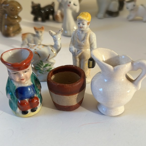 A lot of 12 vintage mini sculptures cats/dogs/dear/squirrel/toby jug - Picture 12 of 14